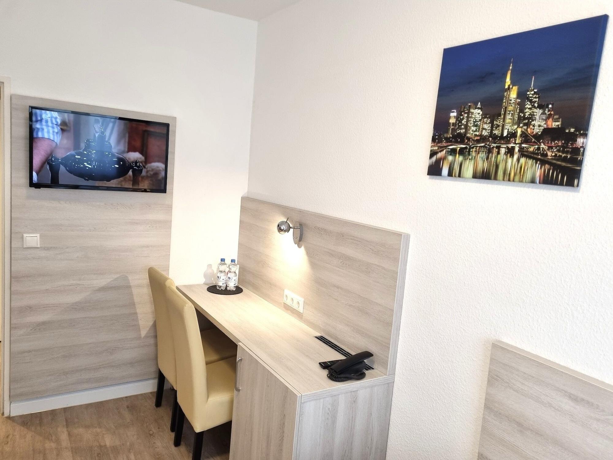 Adler Hotel Frankfurt Франкфурт-на-Майні Екстер'єр фото