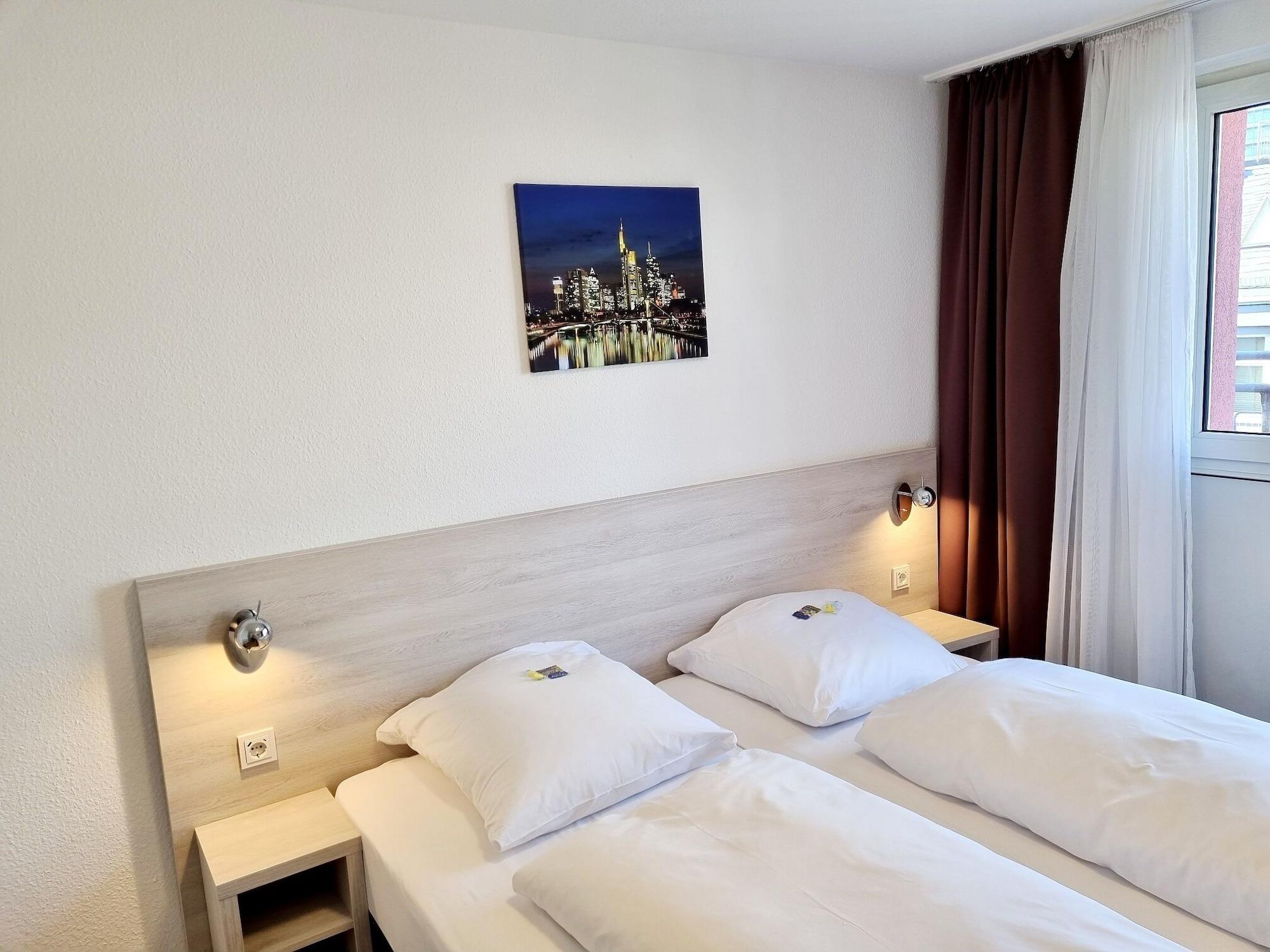 Adler Hotel Frankfurt Франкфурт-на-Майні Екстер'єр фото